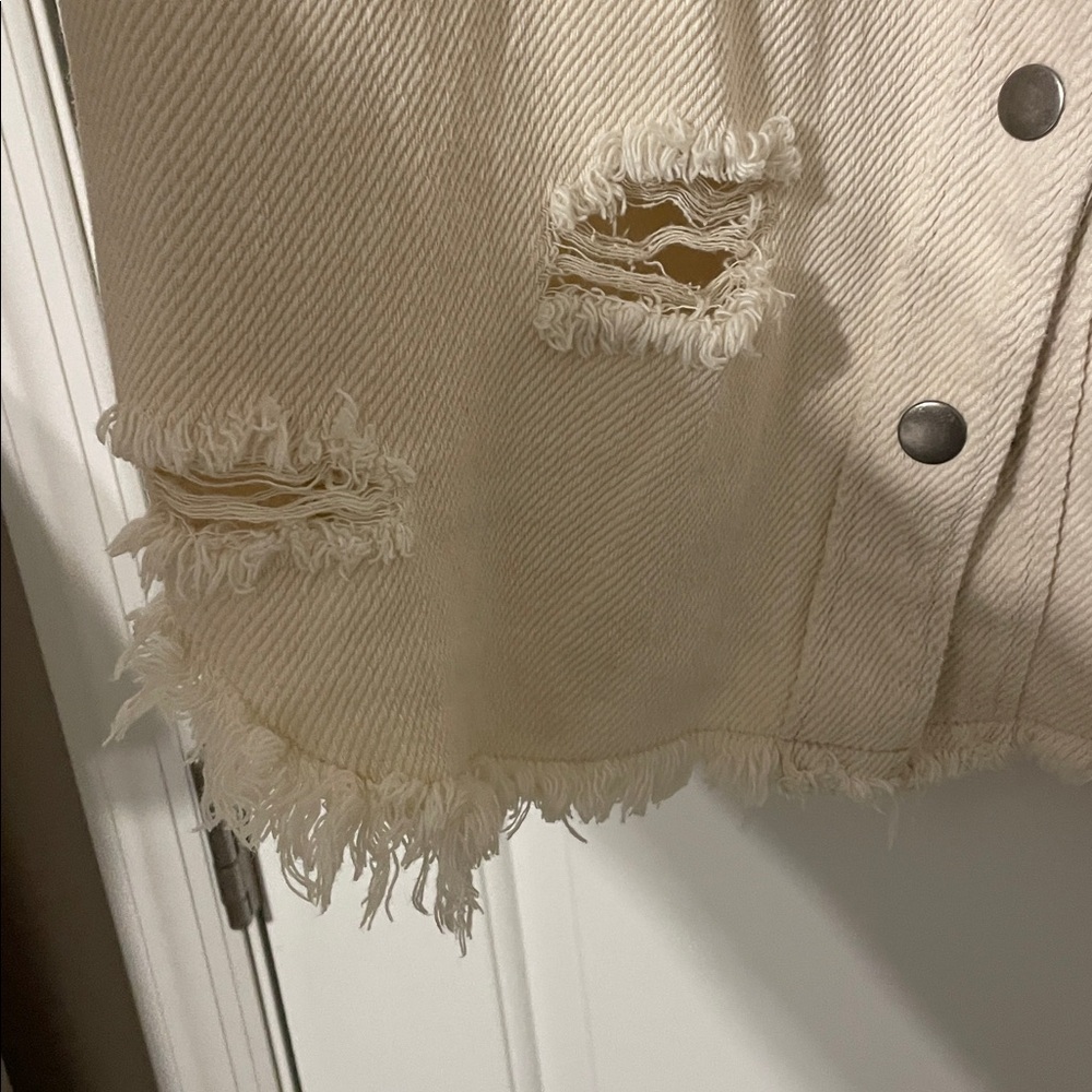 Universal Thread Cream Jean Jacket - image 3